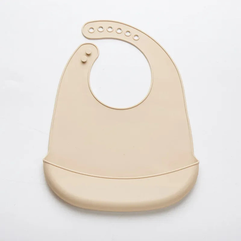Bavoir Bébé Offert 🎁 – Avec chaque Chaise Haute Miam Miam Bébé